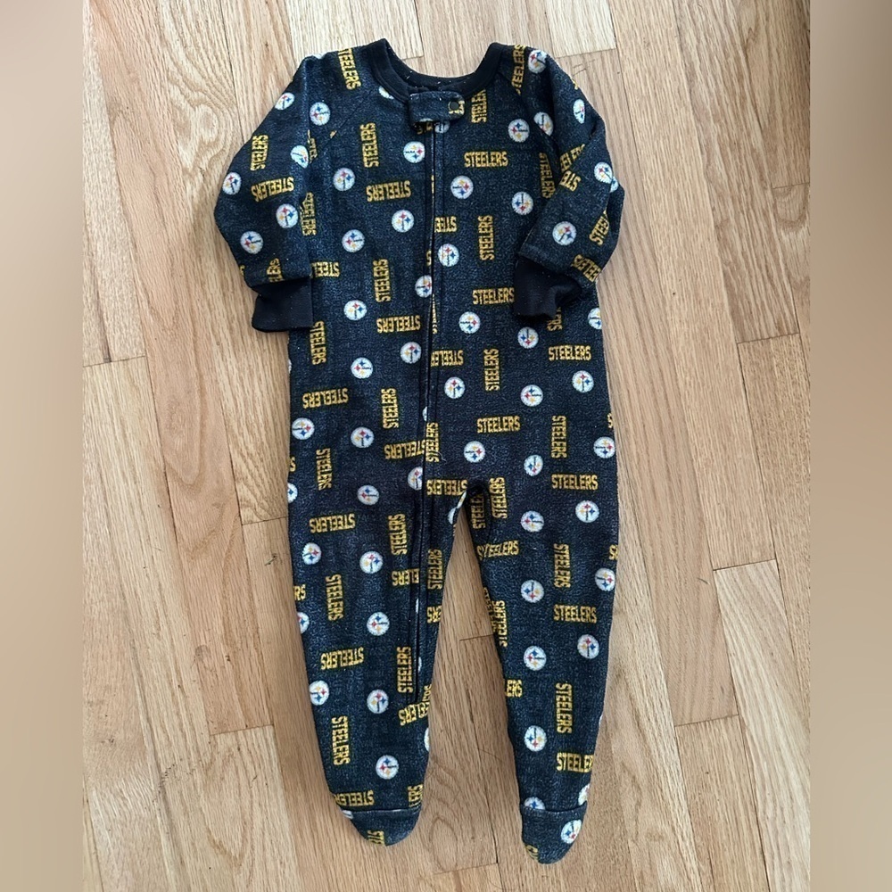 Steelers footed onsie, footsie